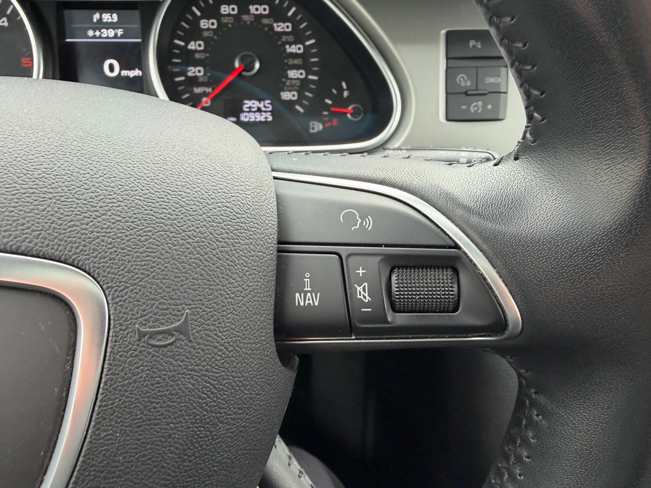 Audi Q7 quattro 4dr 3.0L TDI Premium Plus 2015