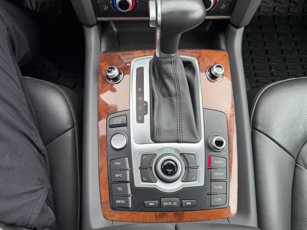 Audi Q7 quattro 4dr 3.0L TDI Premium Plus 2015