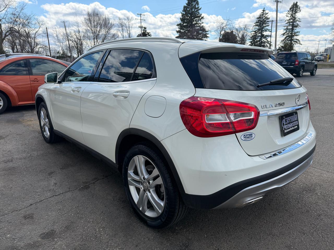 Mercedes-Benz GLA GLA 250 4MATIC SUV 2017