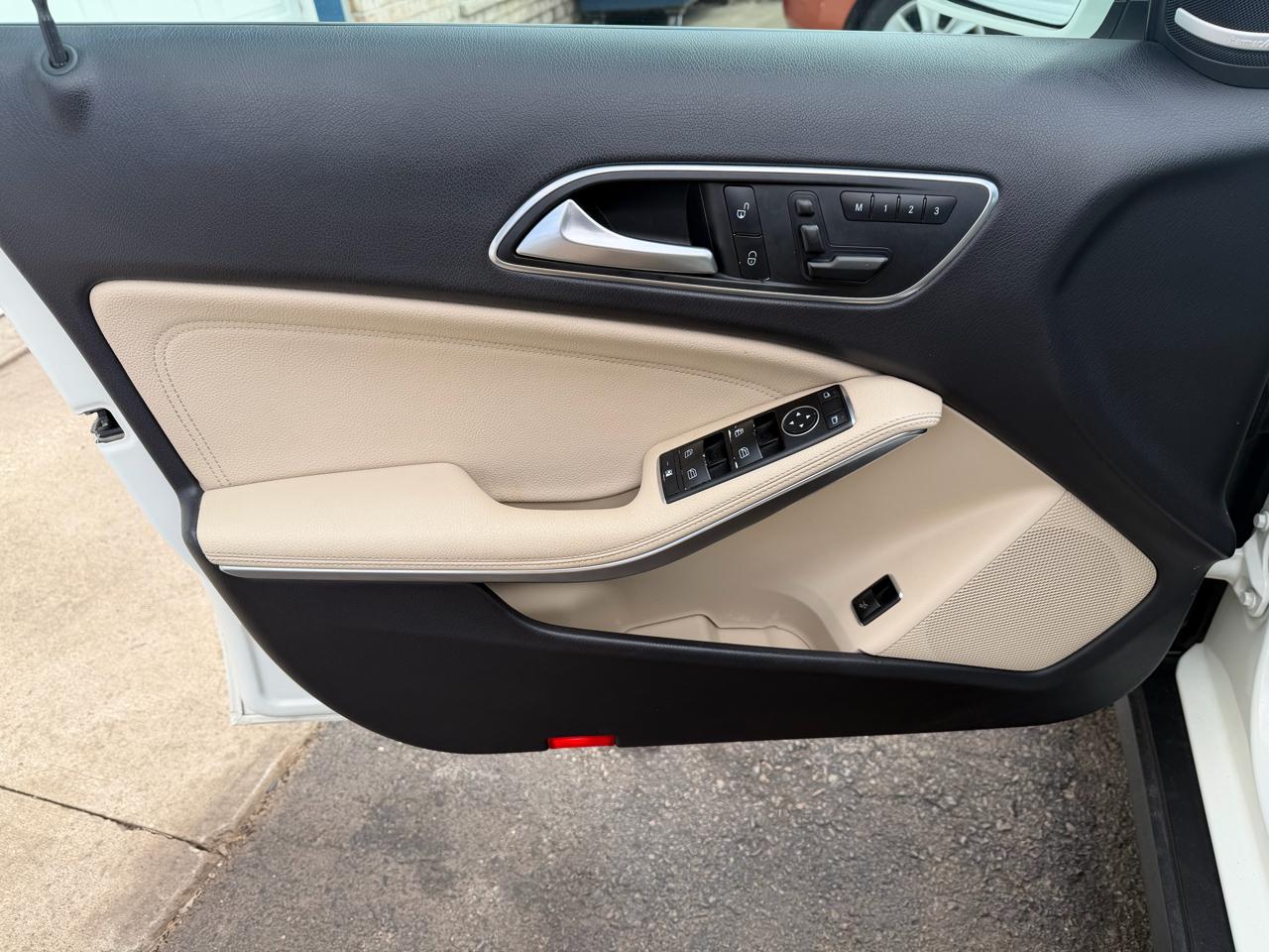 Mercedes-Benz GLA GLA 250 4MATIC SUV 2017