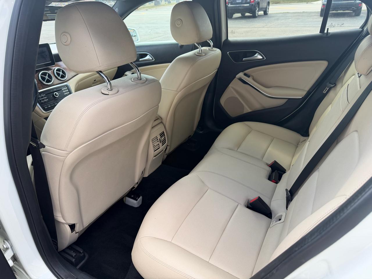 Mercedes-Benz GLA GLA 250 4MATIC SUV 2017