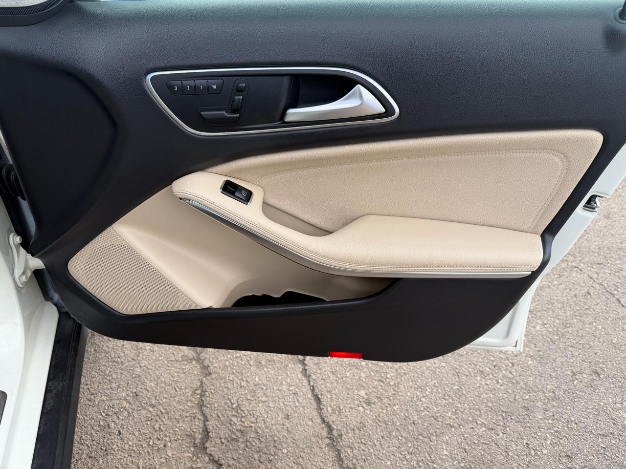 Mercedes-Benz GLA GLA 250 4MATIC SUV 2017