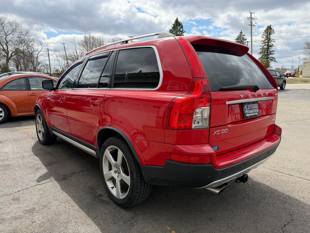 Volvo XC90 AWD 4dr I6 R-Design 2010