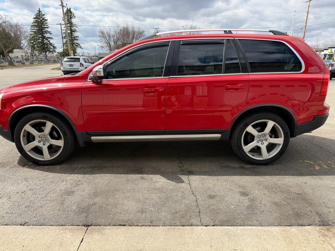 Volvo XC90 AWD 4dr I6 R-Design 2010