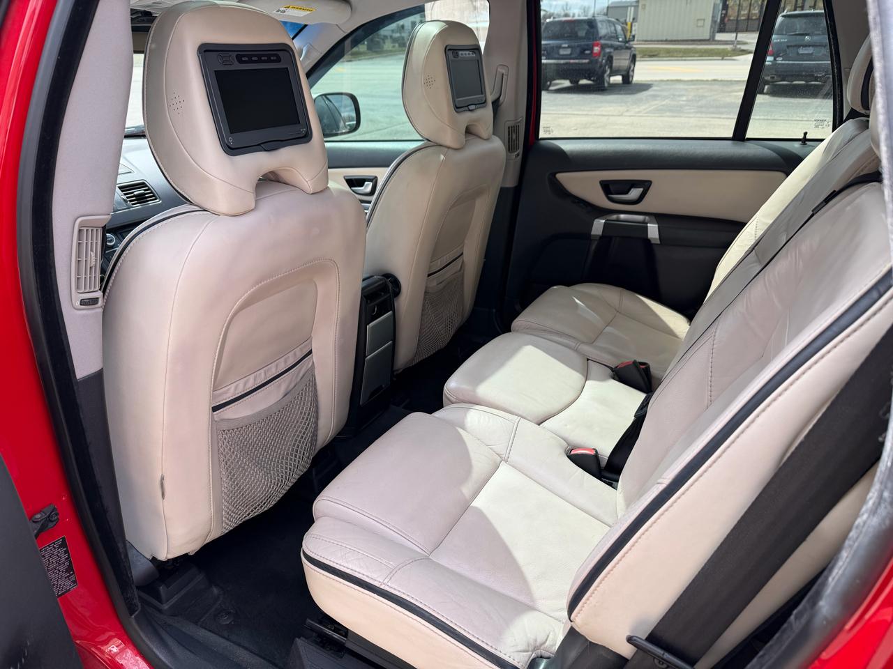 Volvo XC90 AWD 4dr I6 R-Design 2010