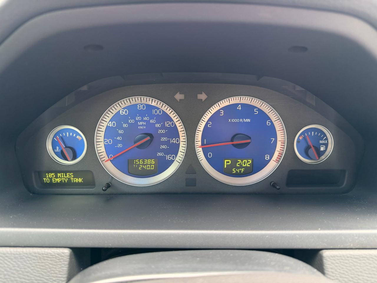 Volvo XC90 AWD 4dr I6 R-Design 2010