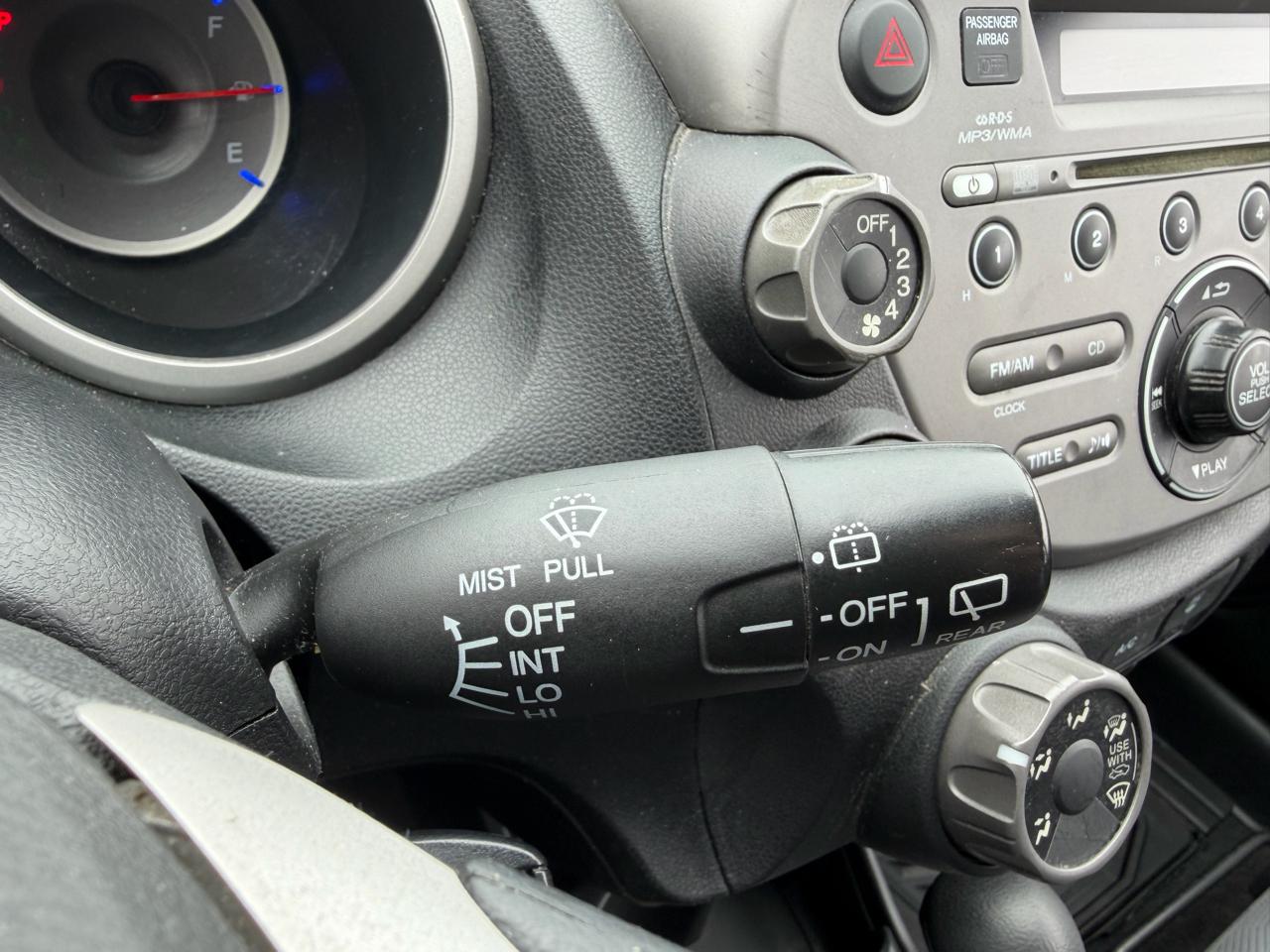 Honda Fit 5dr HB Auto 2012