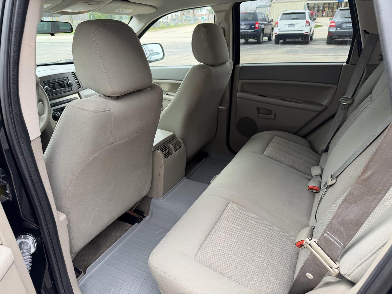 Jeep Grand Cherokee 4dr Laredo 4WD 2006