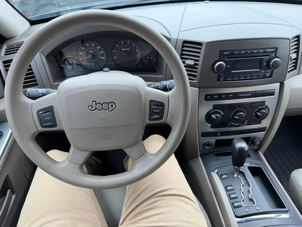 Jeep Grand Cherokee 4dr Laredo 4WD 2006