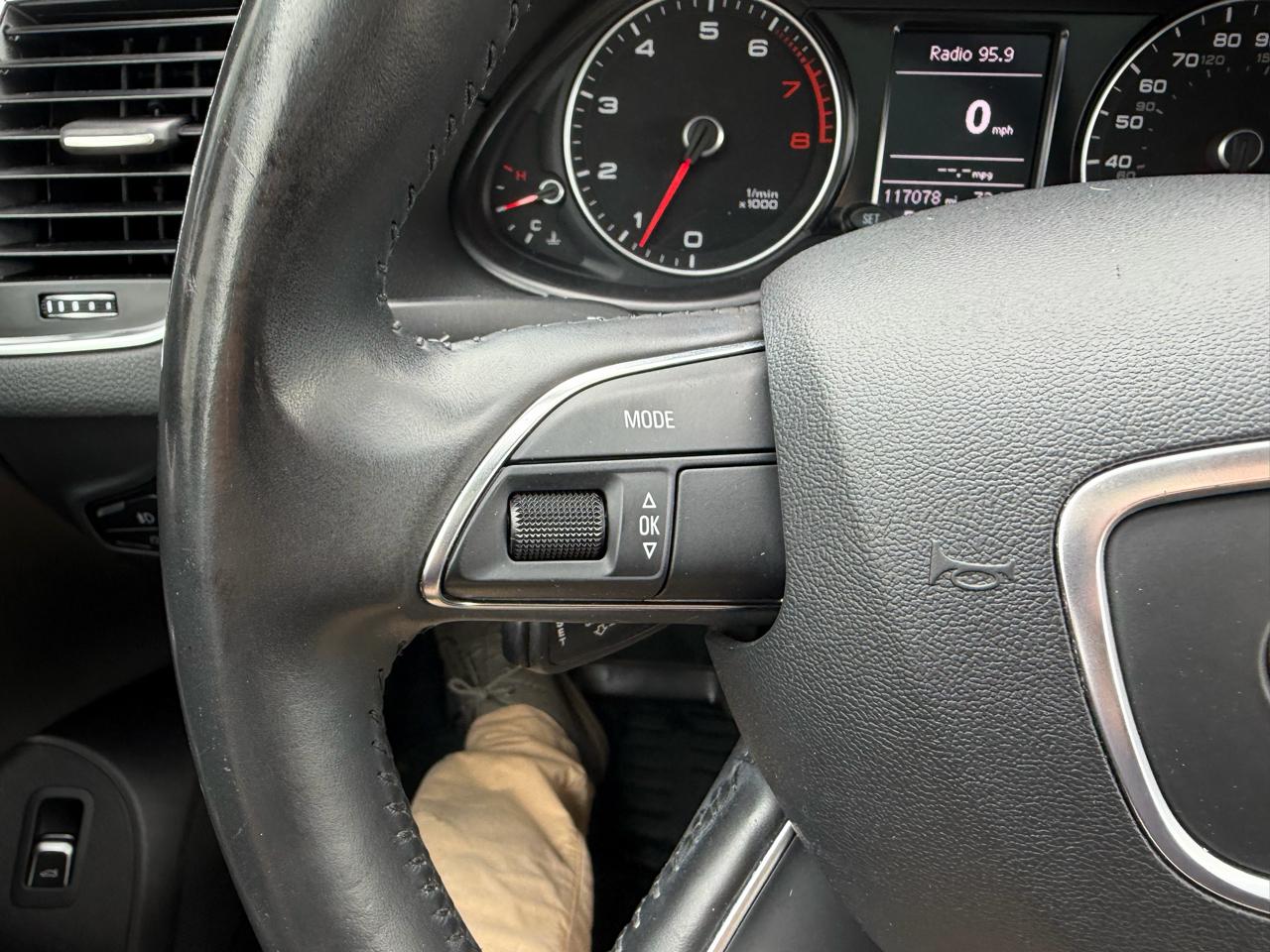 Audi Q5 quattro 4dr 2.0T Premium Plus 2013