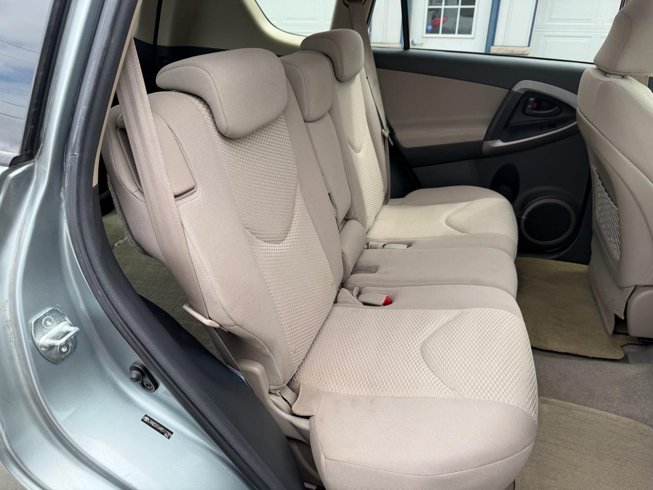 Toyota RAV4 FWD 4dr 4-cyl 4-Spd AT Ltd (Natl) 2008