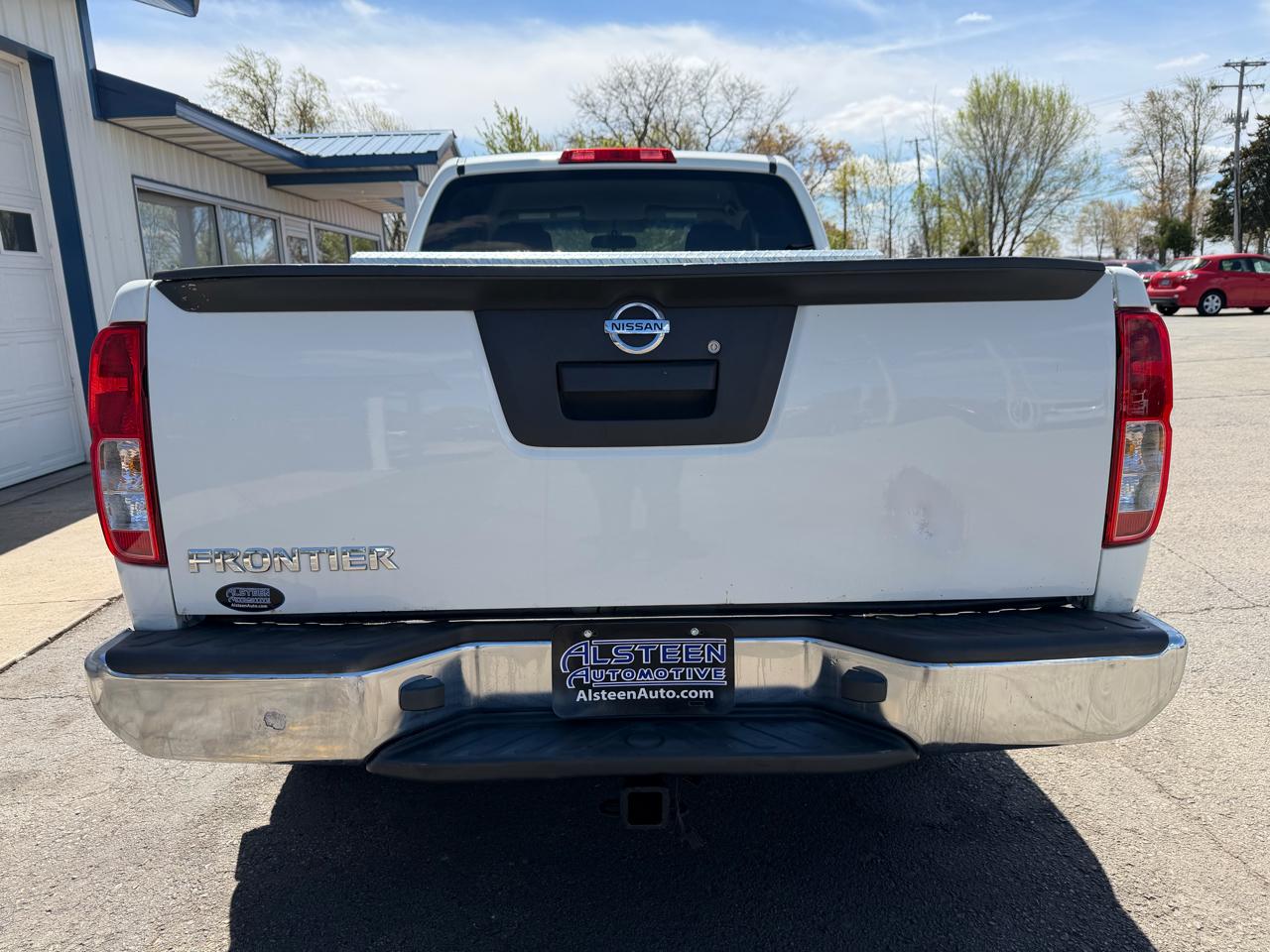 Nissan Frontier 2WD King Cab I4 Auto S 2013