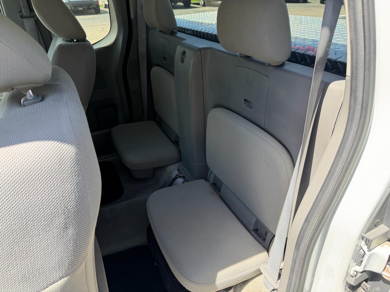 Nissan Frontier 2WD King Cab I4 Auto S 2013