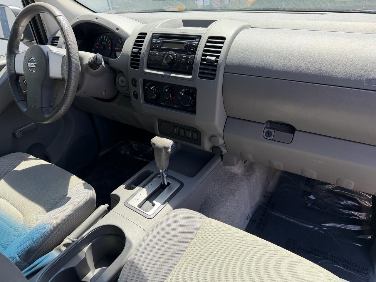 Nissan Frontier 2WD King Cab I4 Auto S 2013