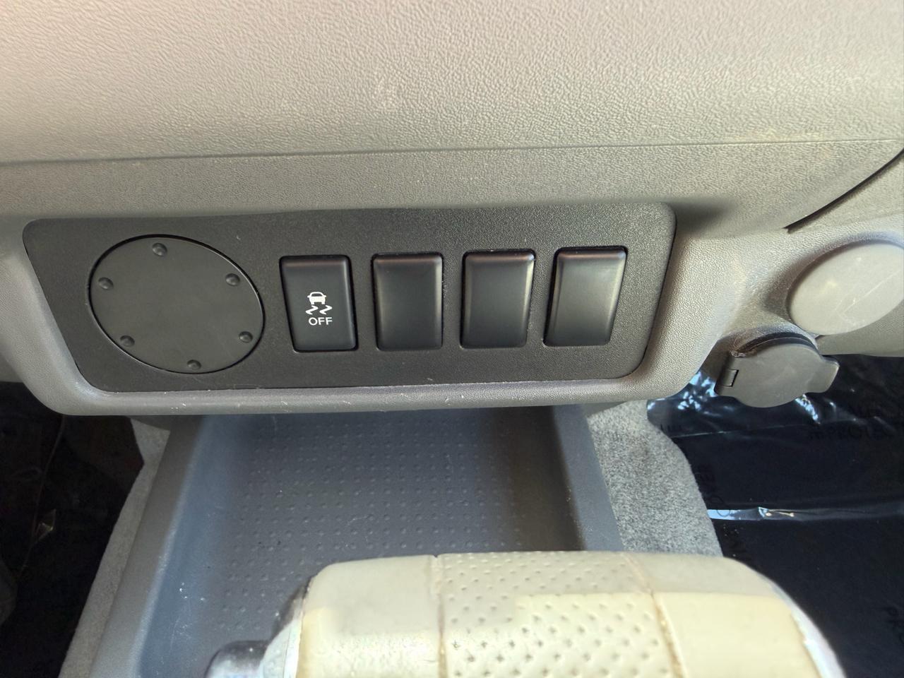 Nissan Frontier 2WD King Cab I4 Auto S 2013
