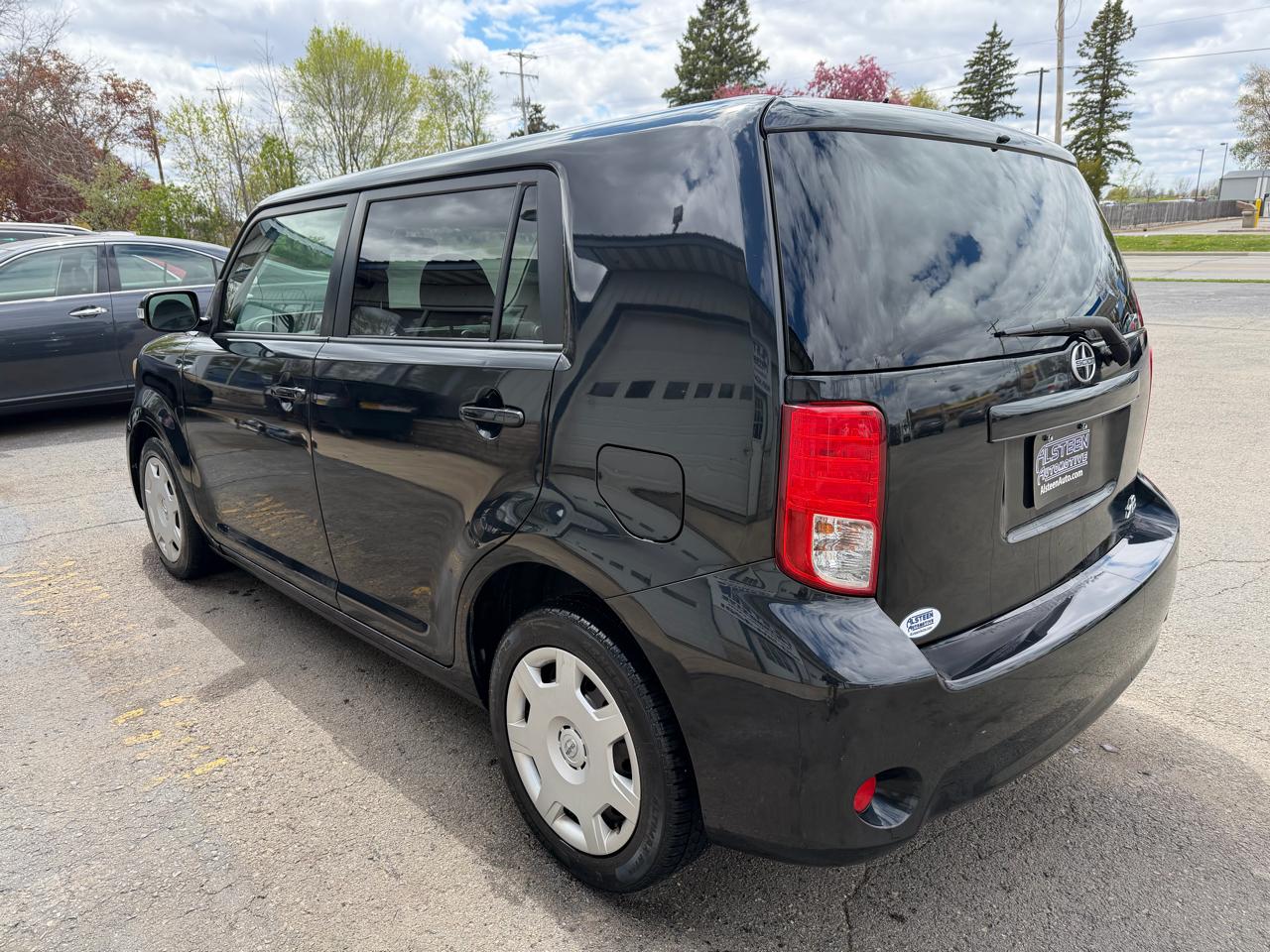 Scion xB 5dr Wgn Man (Natl) 2012