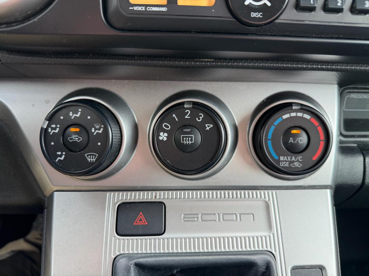 Scion xB 5dr Wgn Man (Natl) 2012