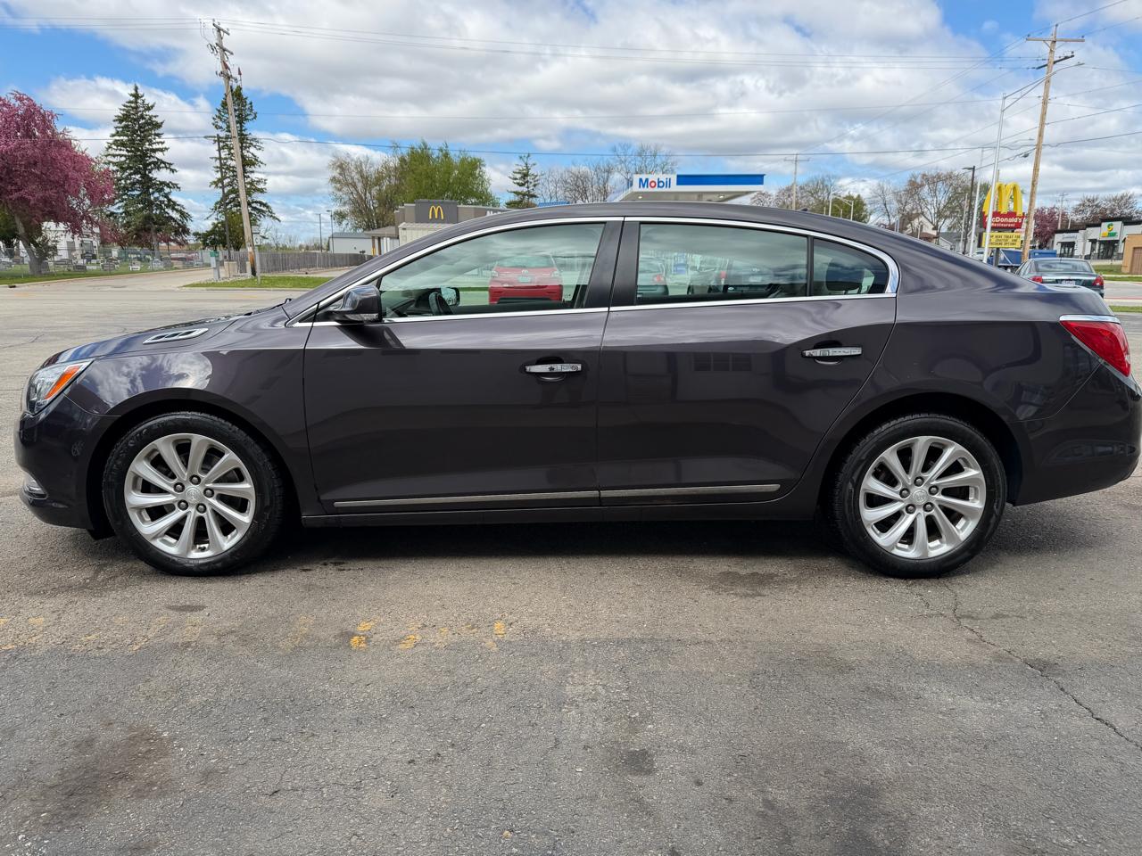 Buick LaCrosse 4dr Sdn Leather FWD 2014