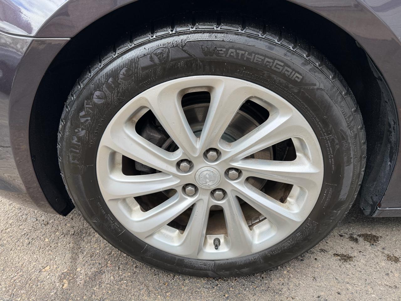 Buick LaCrosse 4dr Sdn Leather FWD 2014