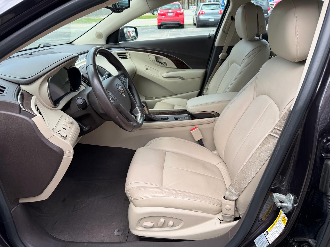 Buick LaCrosse 4dr Sdn Leather FWD 2014