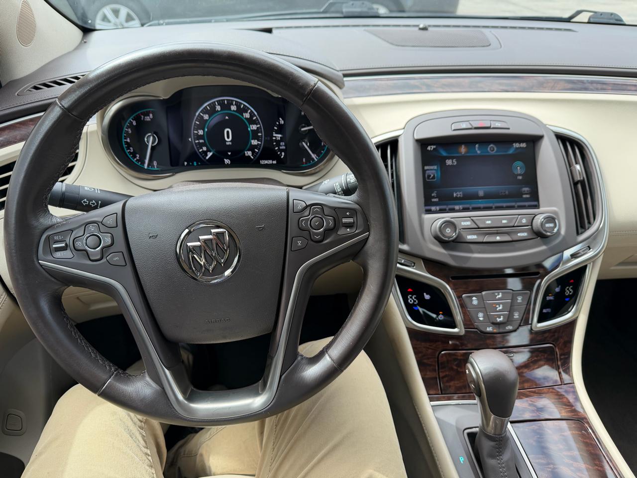 Buick LaCrosse 4dr Sdn Leather FWD 2014