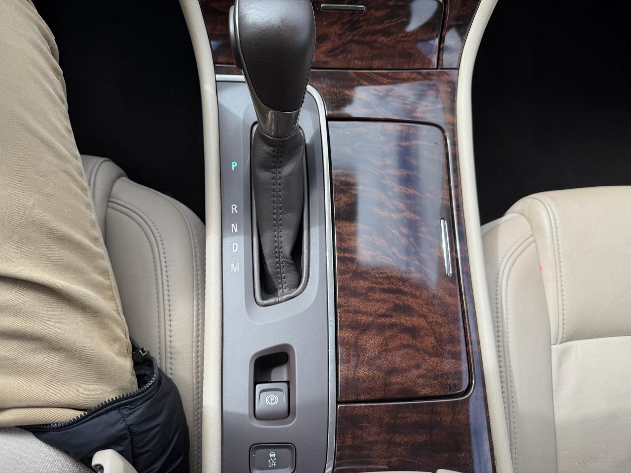 Buick LaCrosse 4dr Sdn Leather FWD 2014