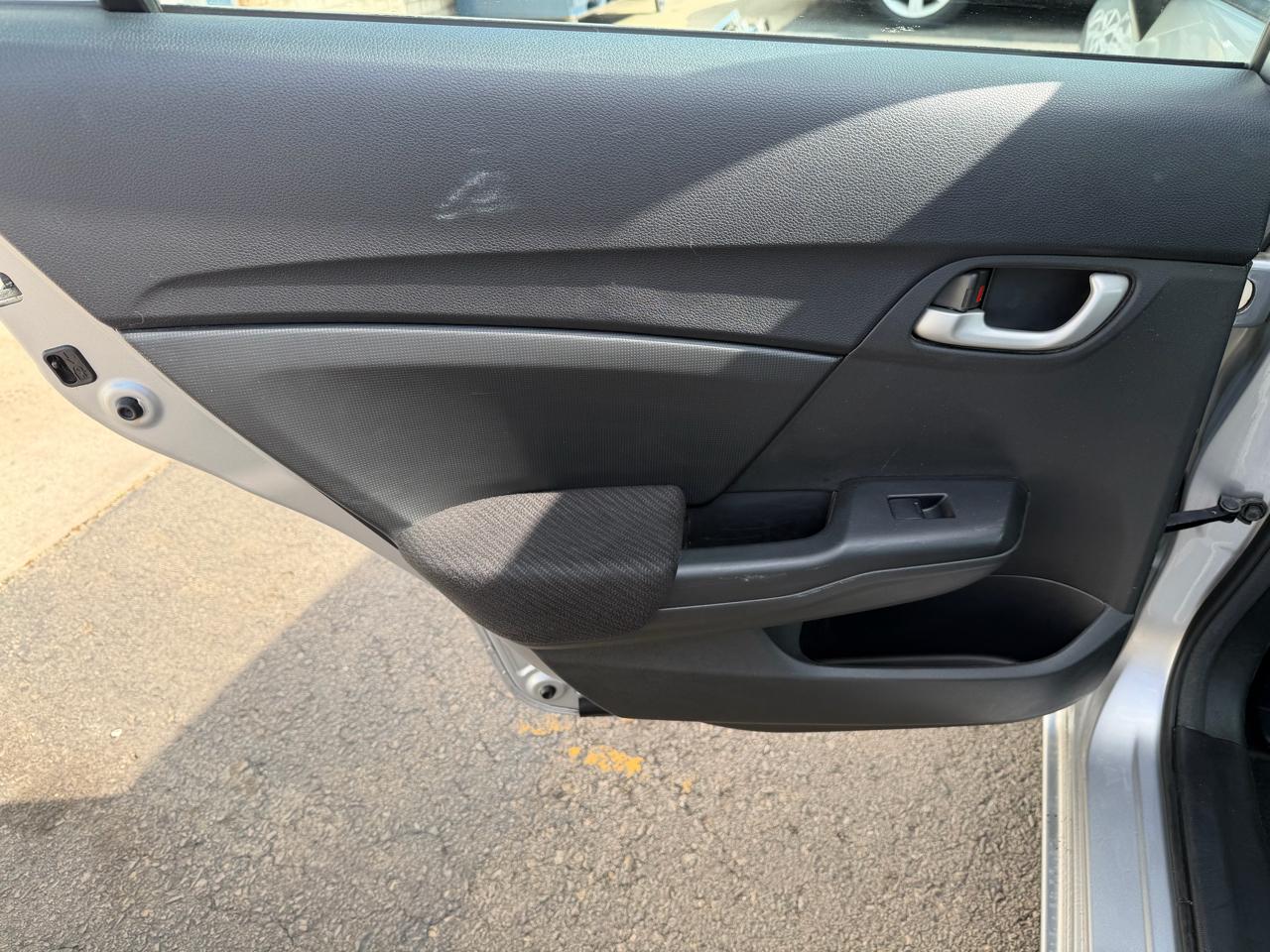 Honda Civic Sdn 4dr Man LX 2013