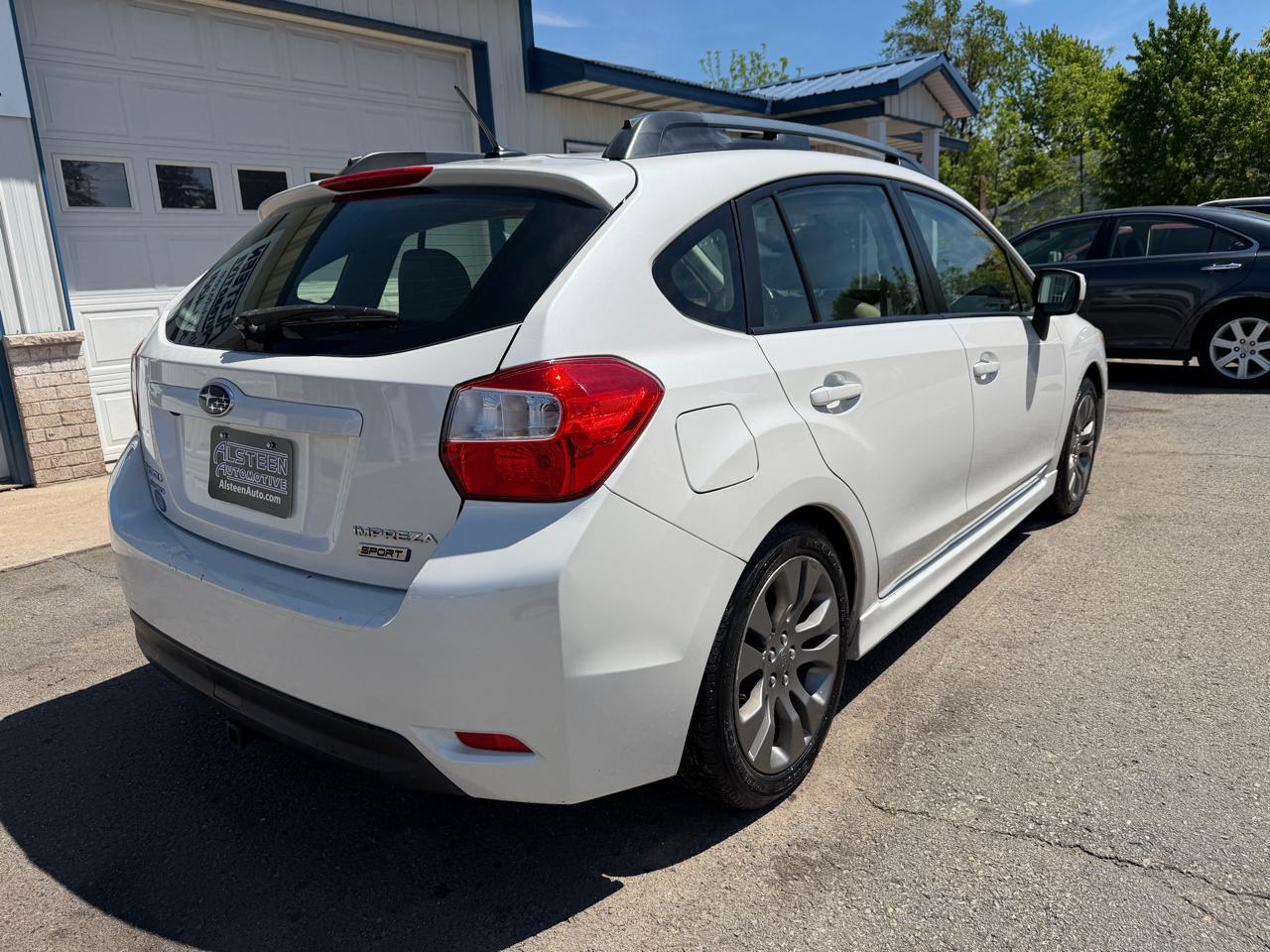 Subaru Impreza Wagon 5dr Auto 2.0i Sport Limited 2013