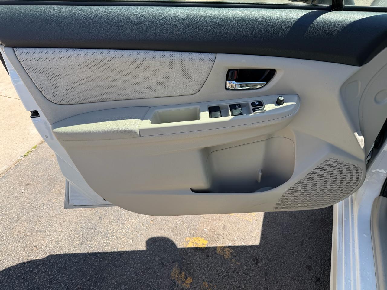 Subaru Impreza Wagon 5dr Auto 2.0i Sport Limited 2013