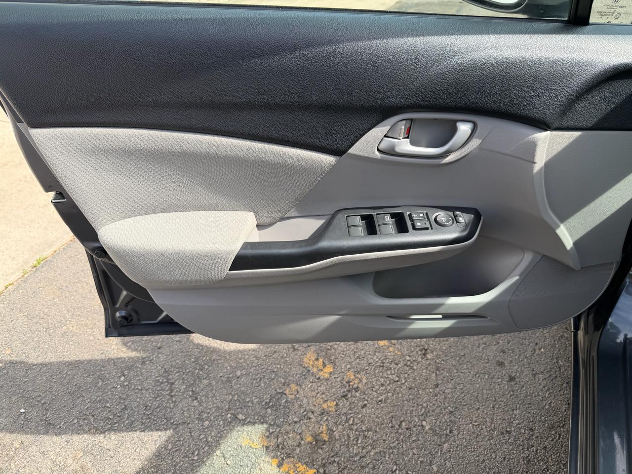 Honda Civic Sdn 4dr Auto HF 2013