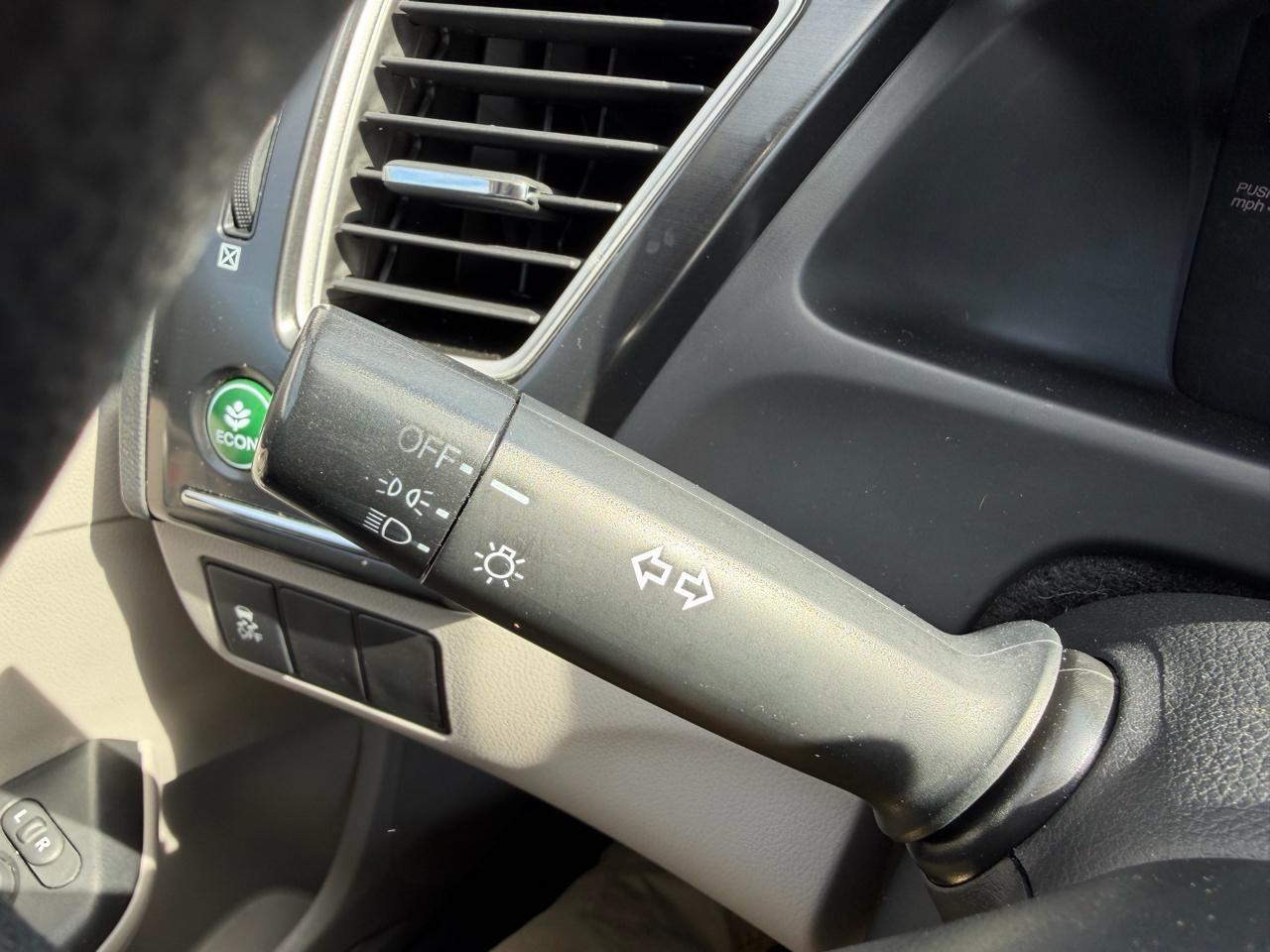Honda Civic Sdn 4dr Auto HF 2013