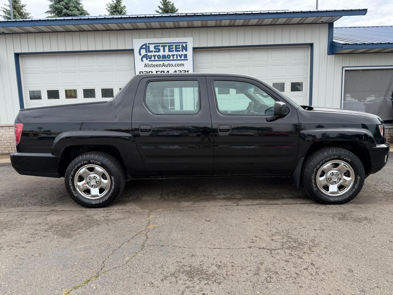 Honda Ridgeline 4WD Crew Cab RT 2011