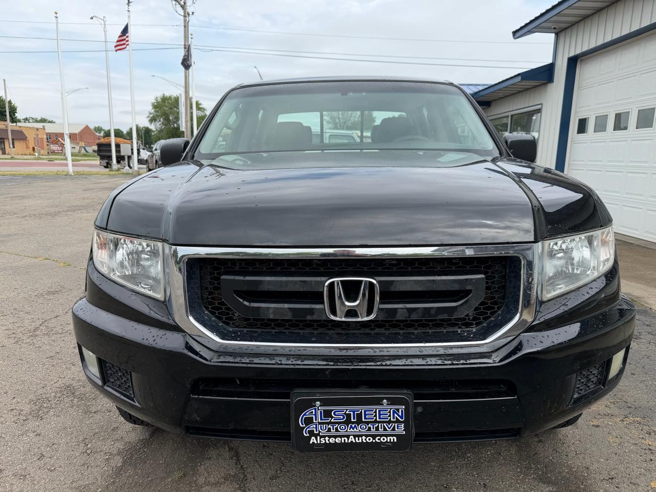 Honda Ridgeline 4WD Crew Cab RT 2011