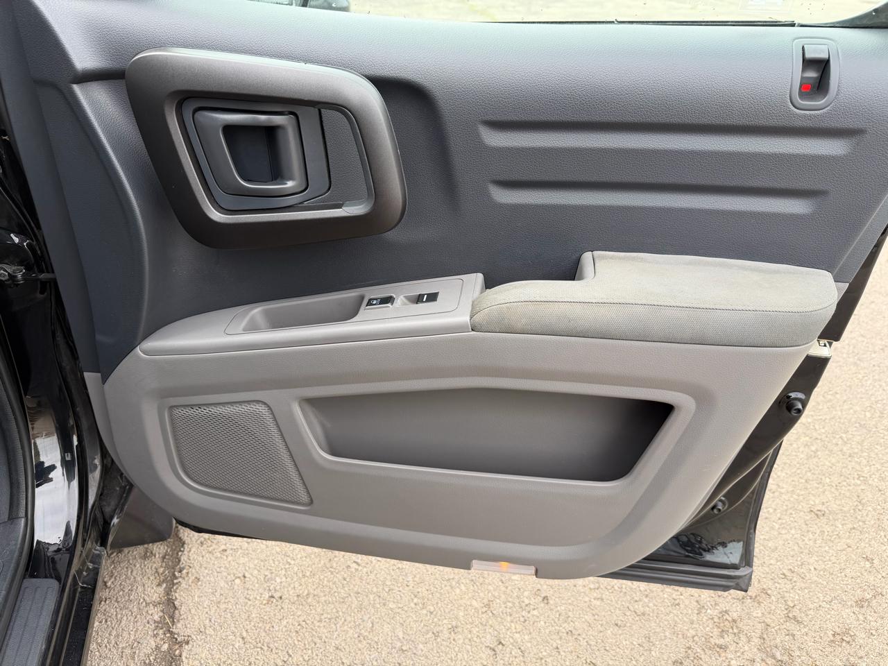 Honda Ridgeline 4WD Crew Cab RT 2011