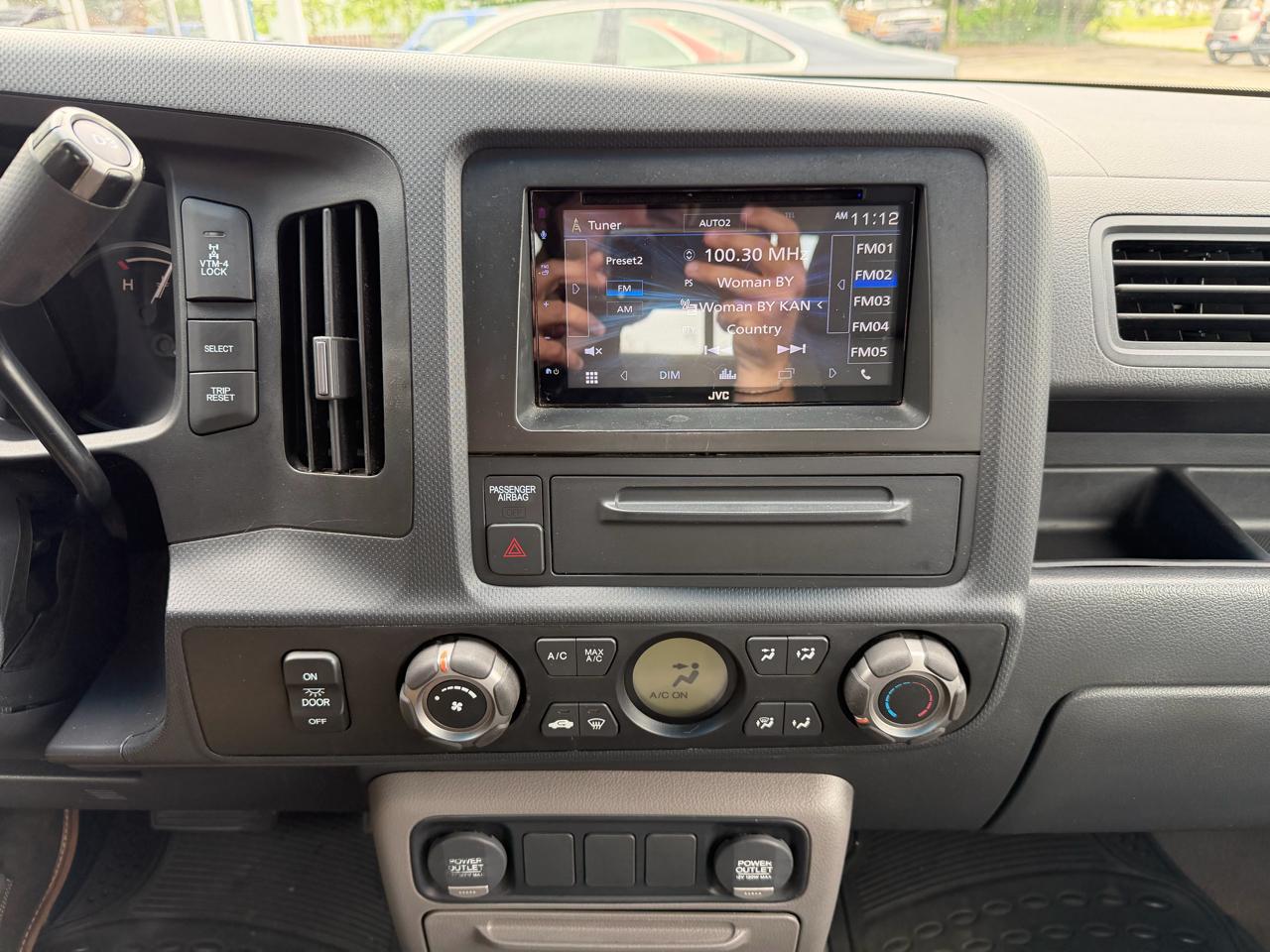 Honda Ridgeline 4WD Crew Cab RT 2011