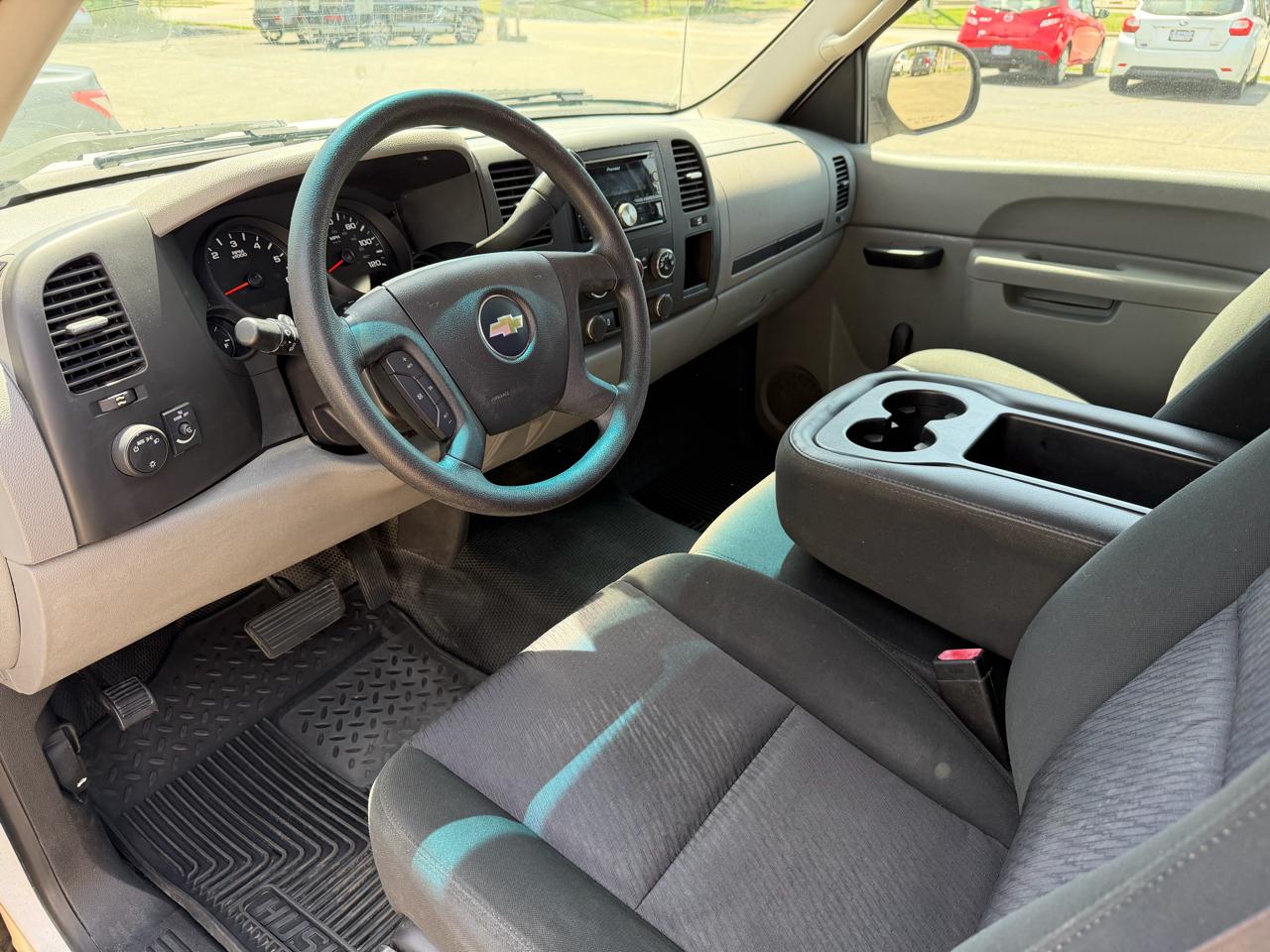 Chevrolet Silverado 1500 2WD Reg Cab 119.0" Work Truck 2013
