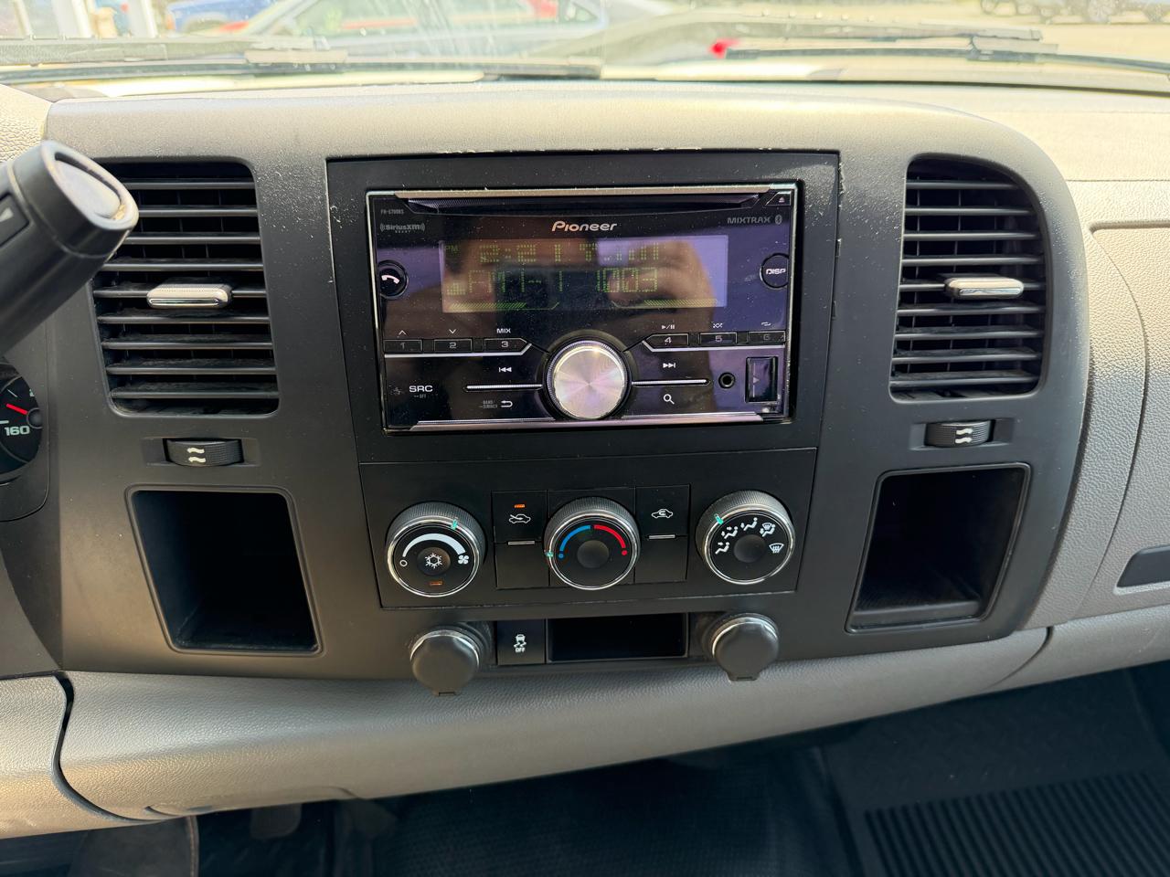 Chevrolet Silverado 1500 2WD Reg Cab 119.0" Work Truck 2013