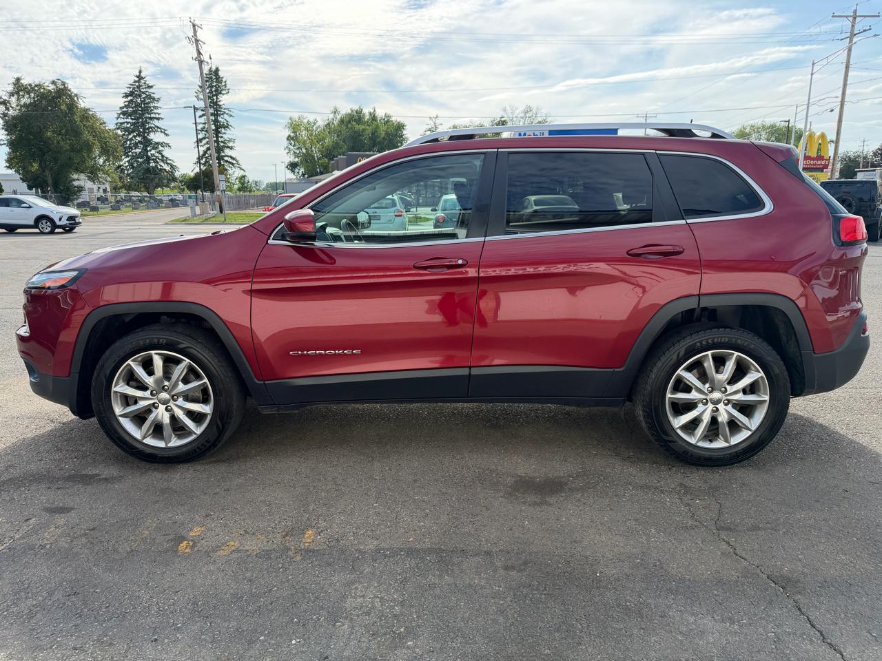 Jeep Cherokee 4WD 4dr Limited 2016