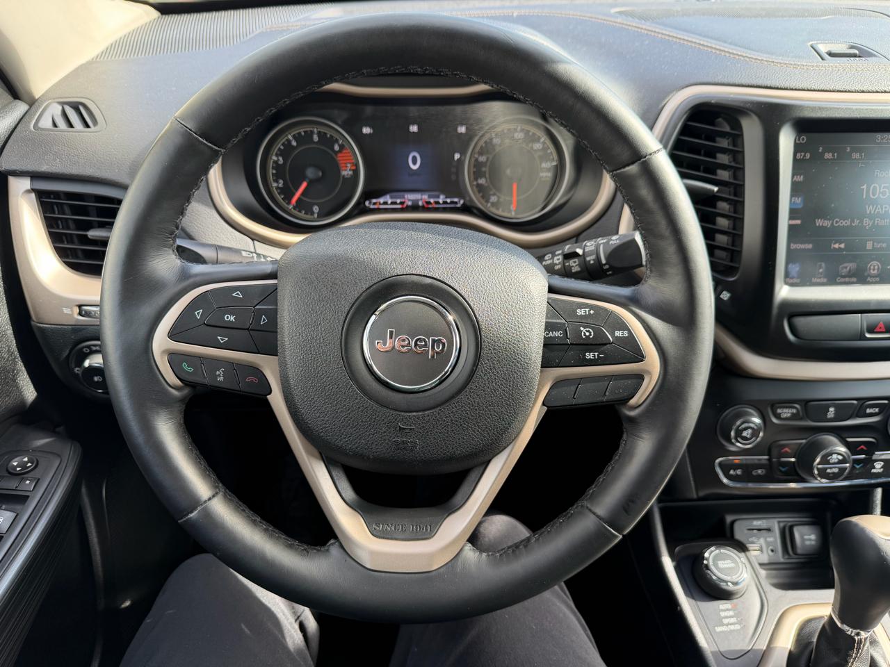 Jeep Cherokee 4WD 4dr Limited 2016
