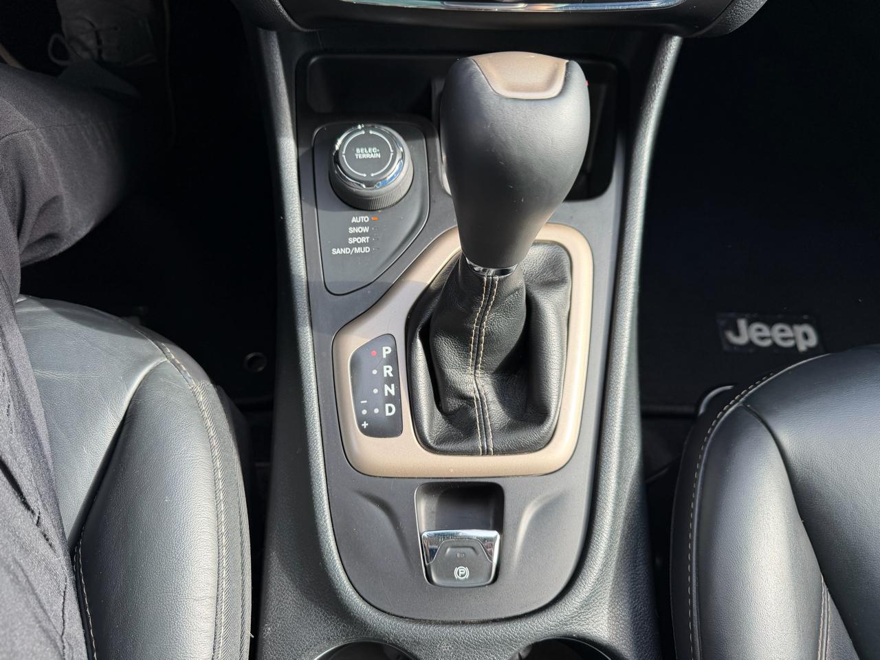 Jeep Cherokee 4WD 4dr Limited 2016