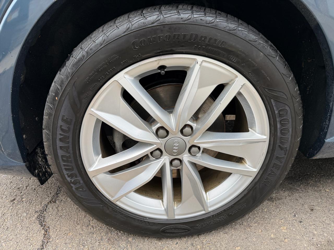 Audi Q3 2.0 TFSI Premium quattro AWD 2018