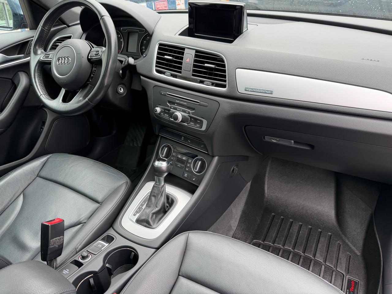 Audi Q3 2.0 TFSI Premium quattro AWD 2018
