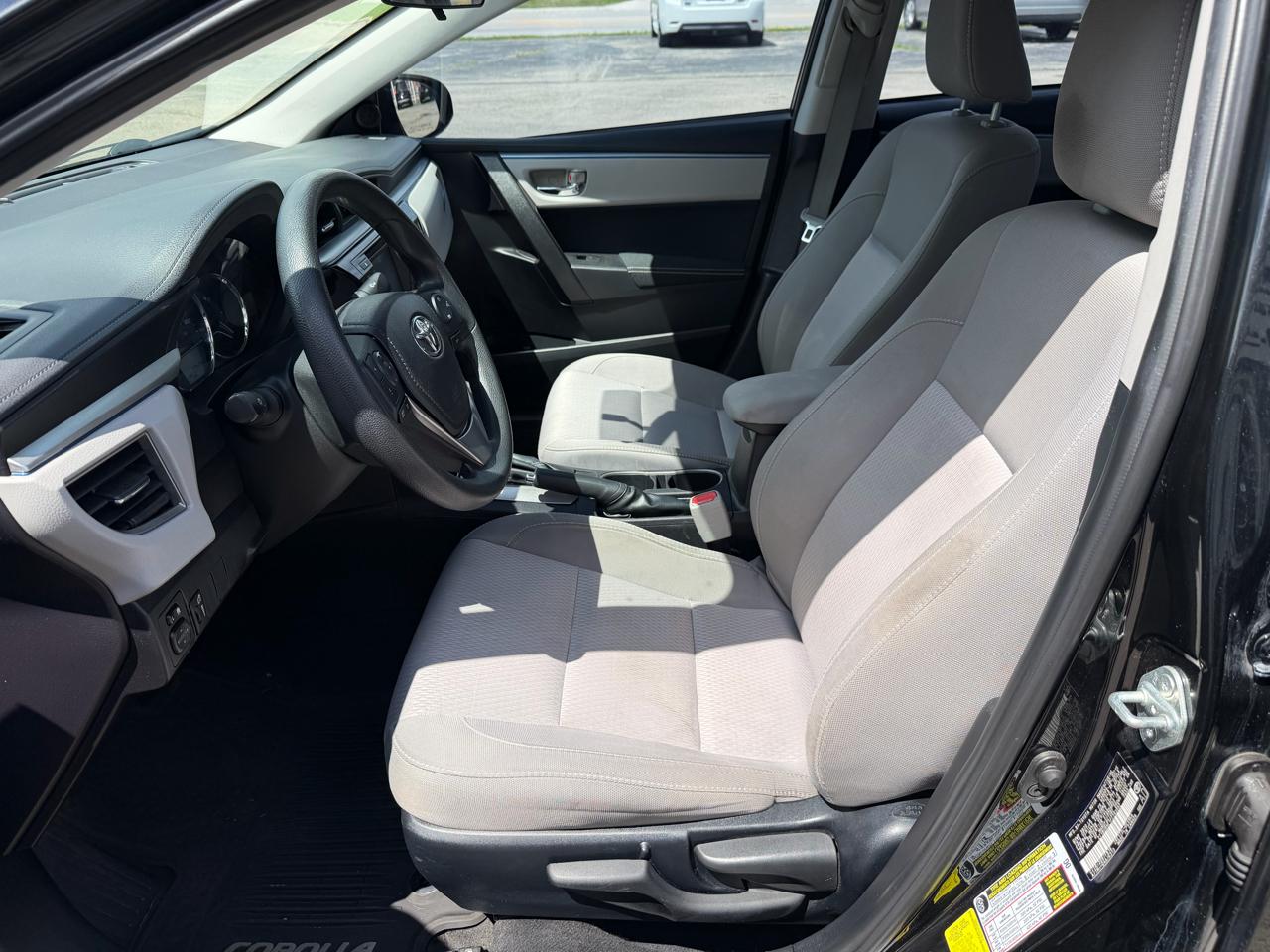 Toyota Corolla 4dr Sdn Auto L (Natl) 2015
