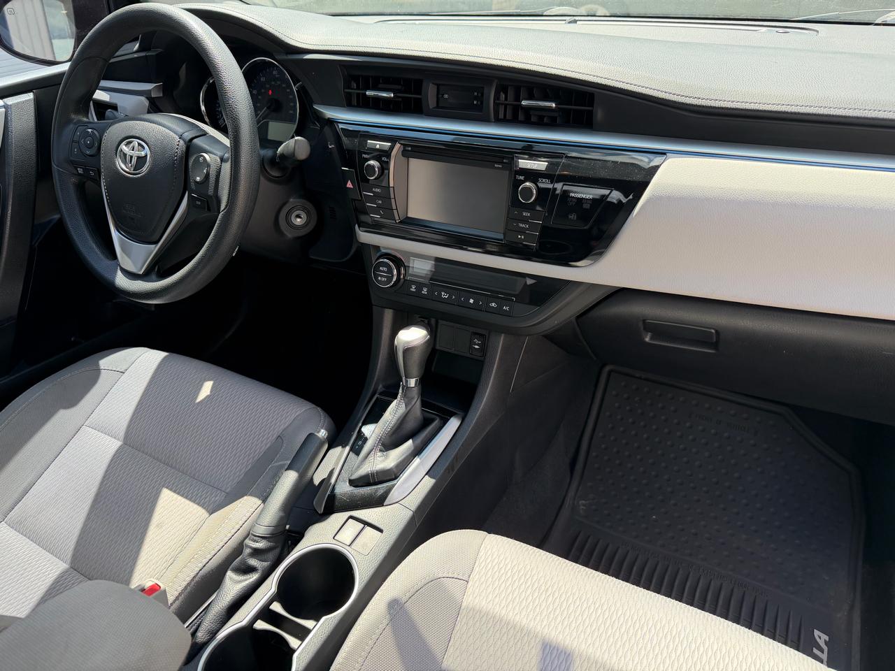Toyota Corolla 4dr Sdn Auto L (Natl) 2015