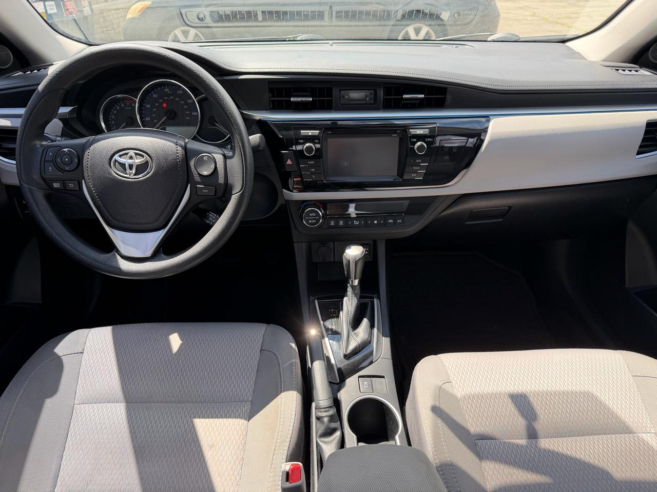 Toyota Corolla 4dr Sdn Auto L (Natl) 2015