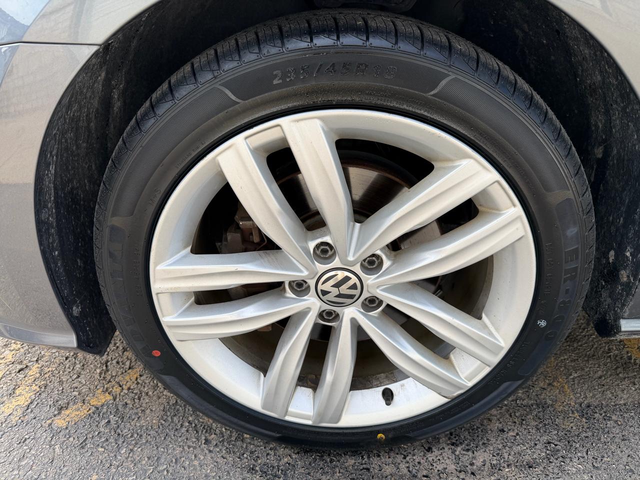 Volkswagen Passat 2.0T SE Auto 2018