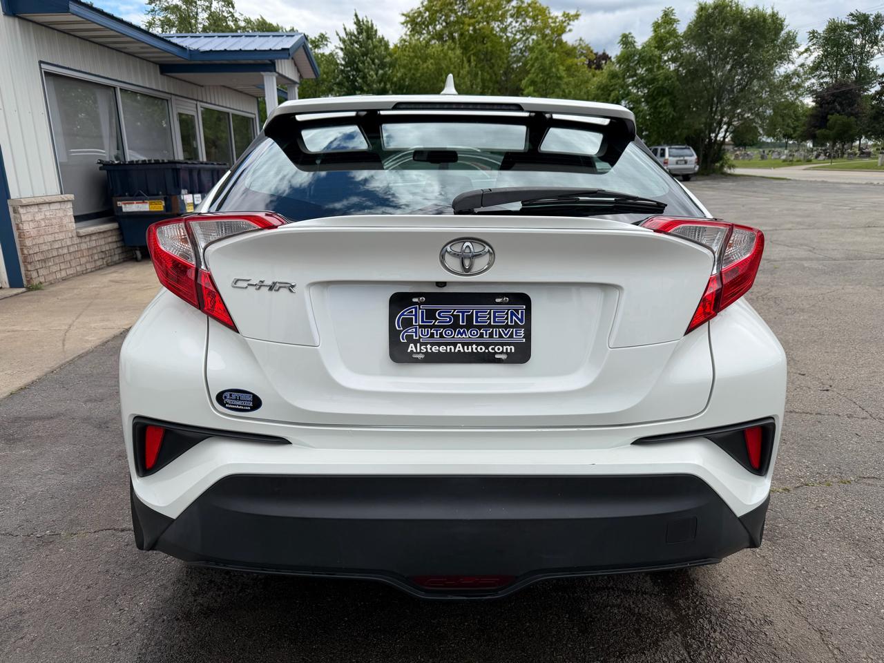 Toyota C-HR XLE Premium FWD (Natl) 2018
