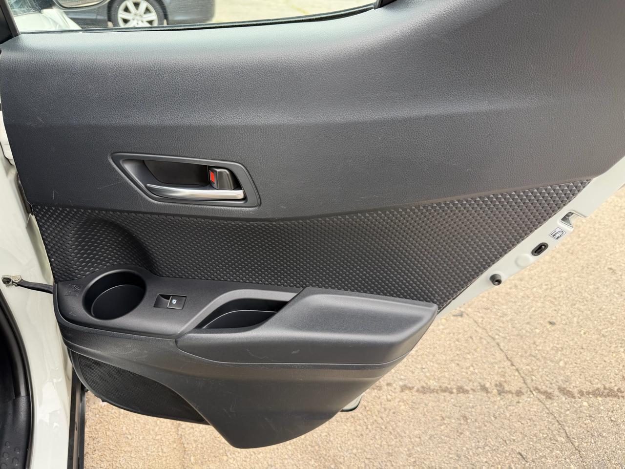 Toyota C-HR XLE Premium FWD (Natl) 2018
