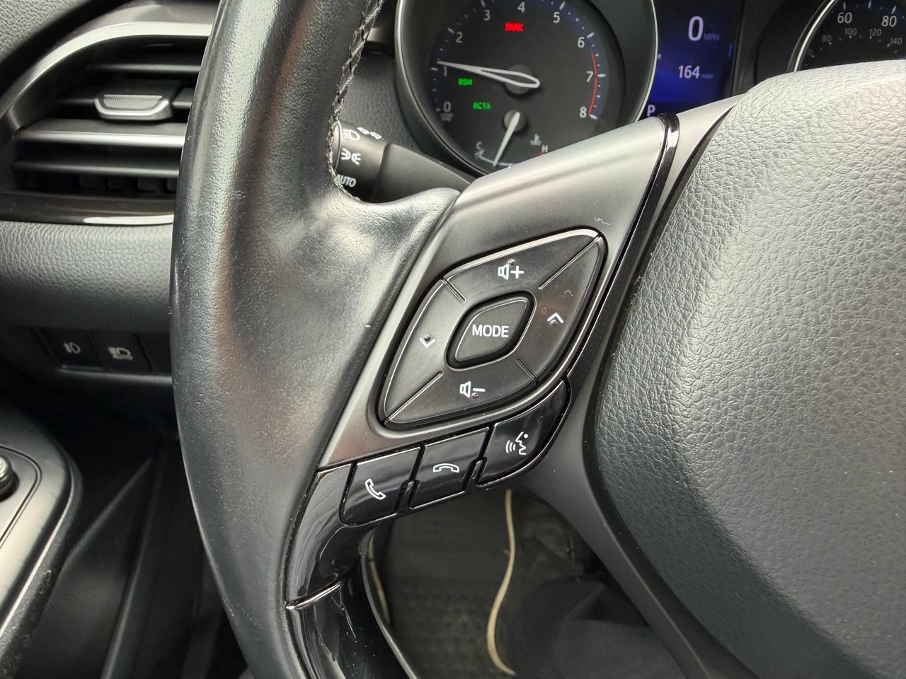 Toyota C-HR XLE Premium FWD (Natl) 2018