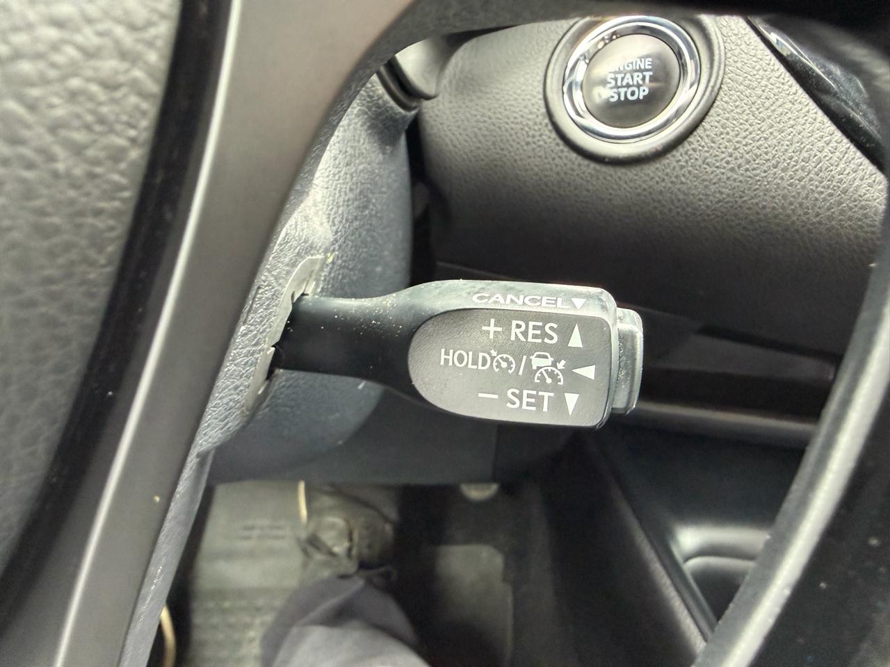 Toyota C-HR XLE Premium FWD (Natl) 2018